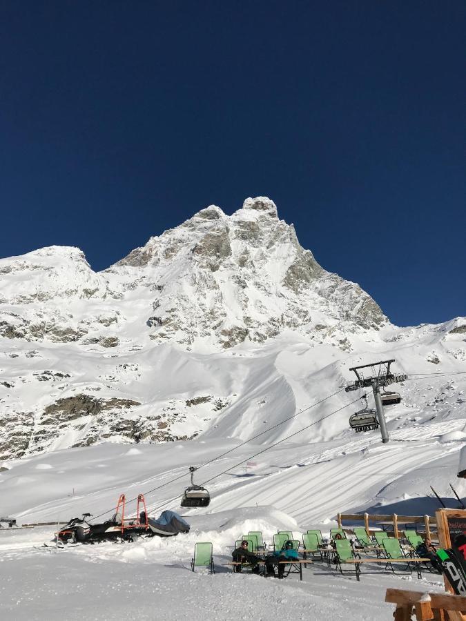 Chat Des Neiges - Cervinia ブレウイル・チェルヴィナイア エクステリア 写真